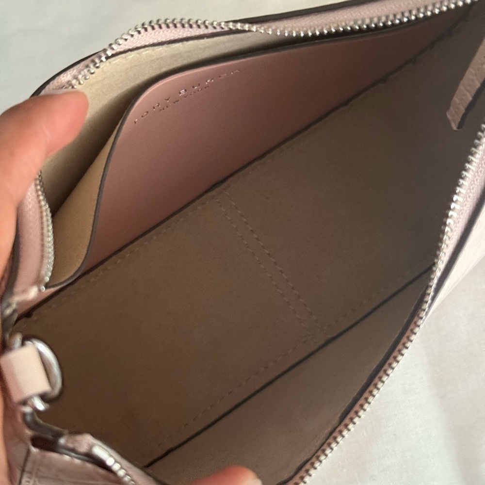 478$! Tory Burch - Thea Embossed Convertible Crossbody, Clay Pink - Picture 12 of 13